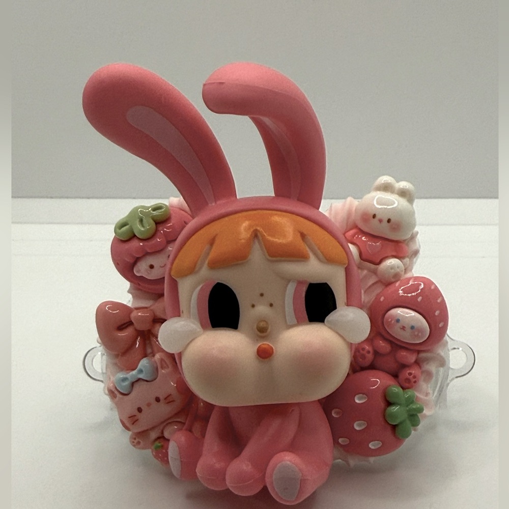 Adorable Crybaby Phone Clip